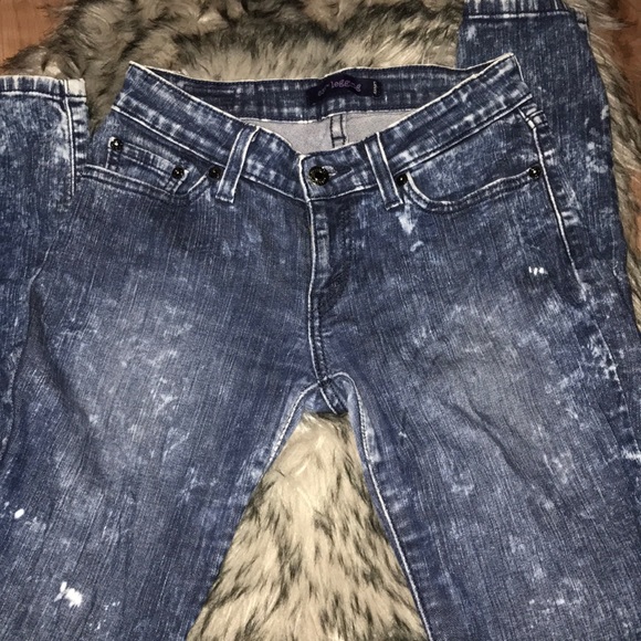 Levis Jeans - Picture 4 of 6